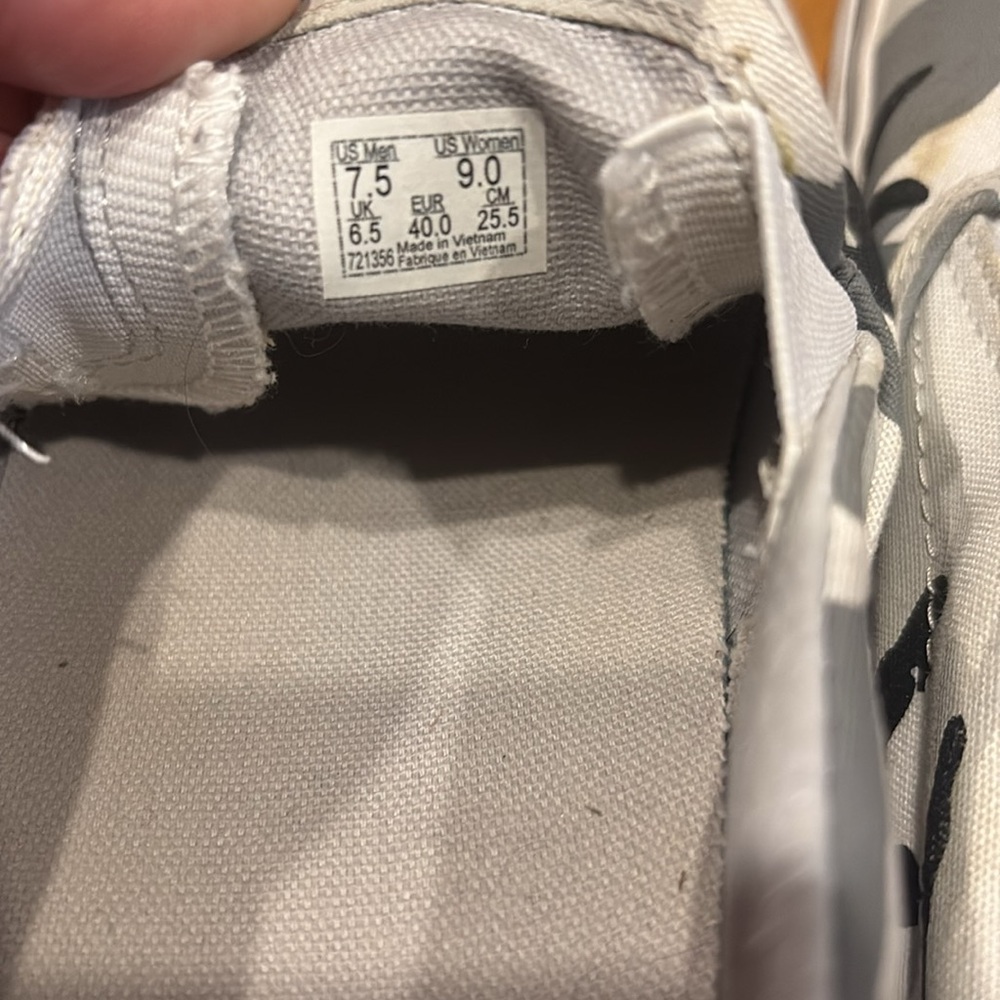 Vans camo slip ons - Picture 9 of 10